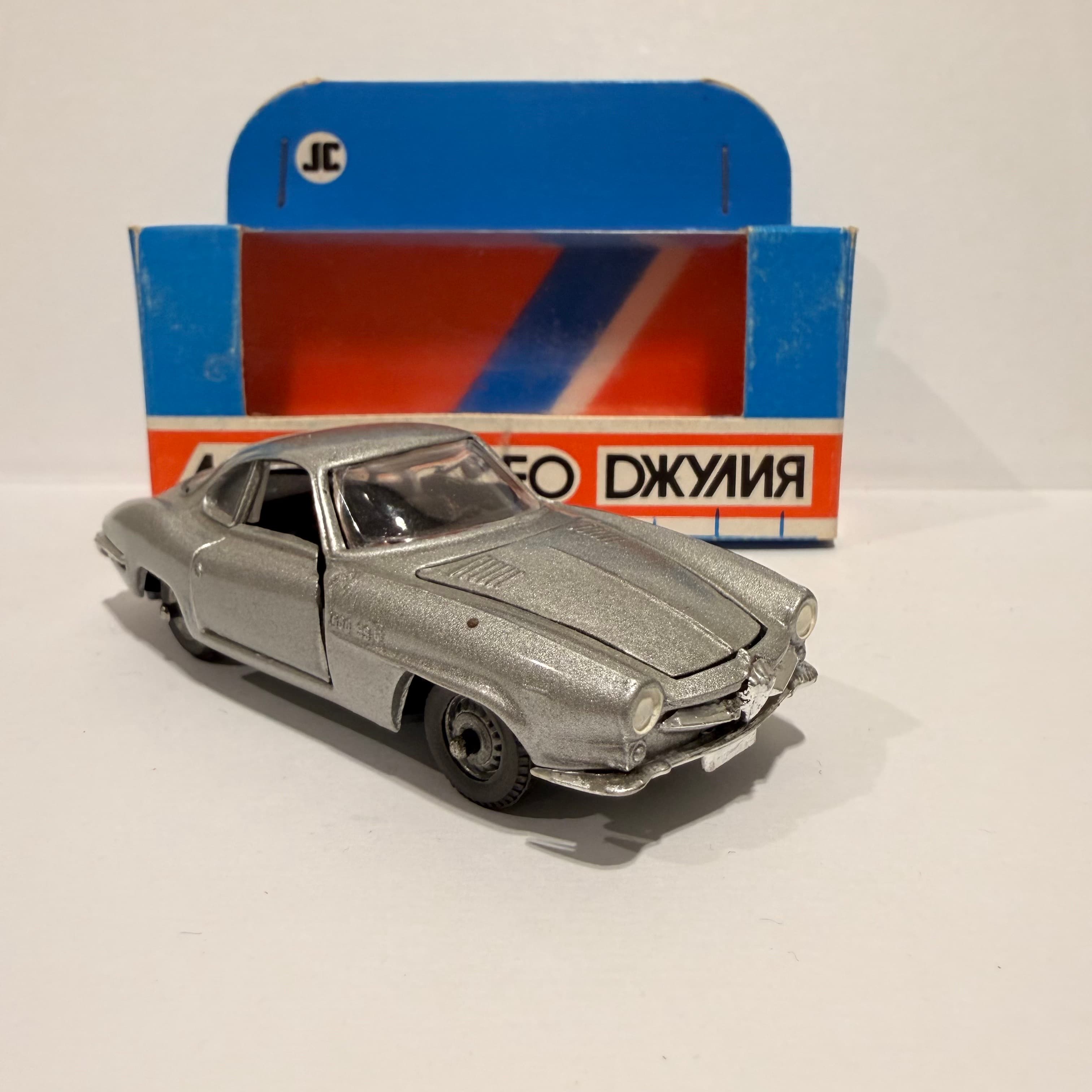 Альфа-Ромео Джулия превью 2