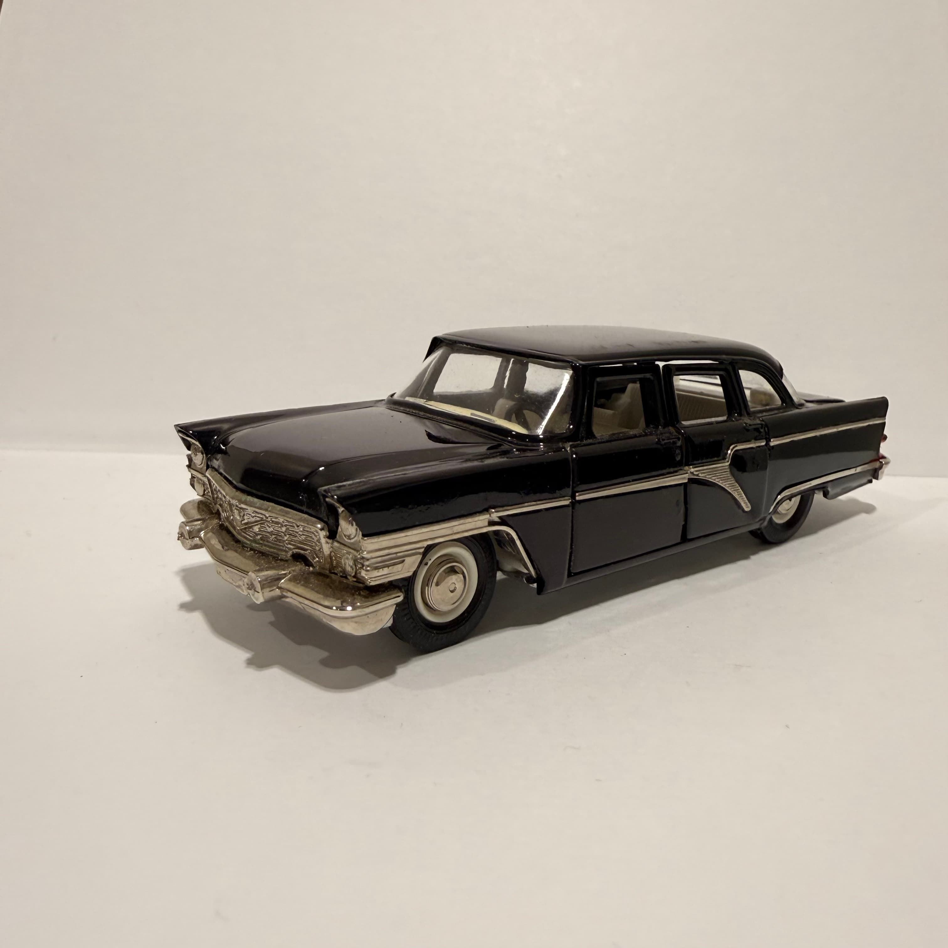 Газ 13 Чайка превью 7