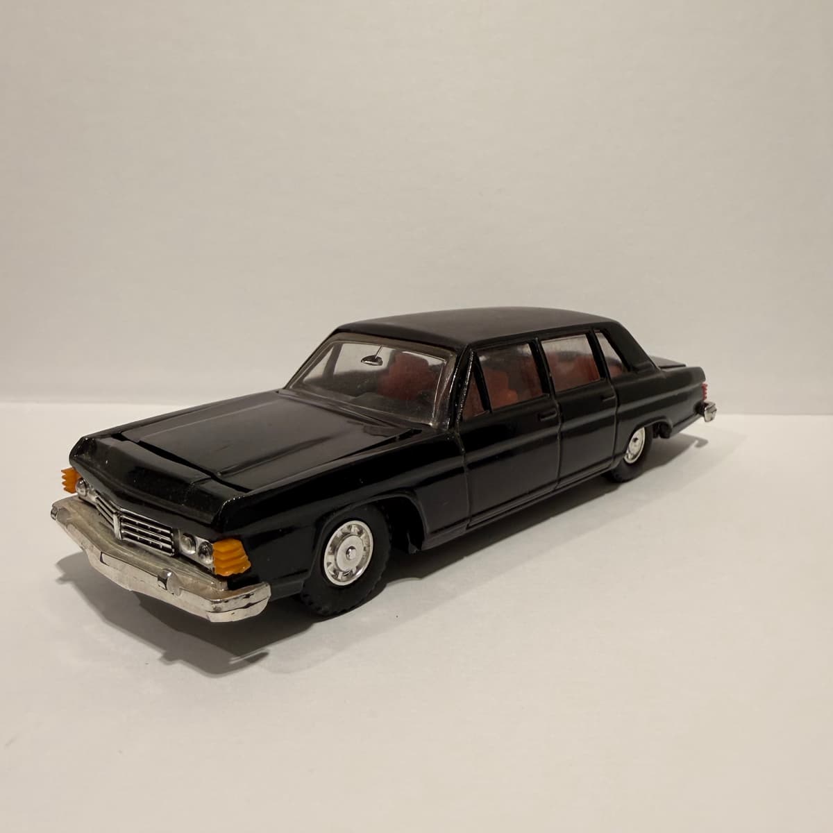 Газ 14 Чайка