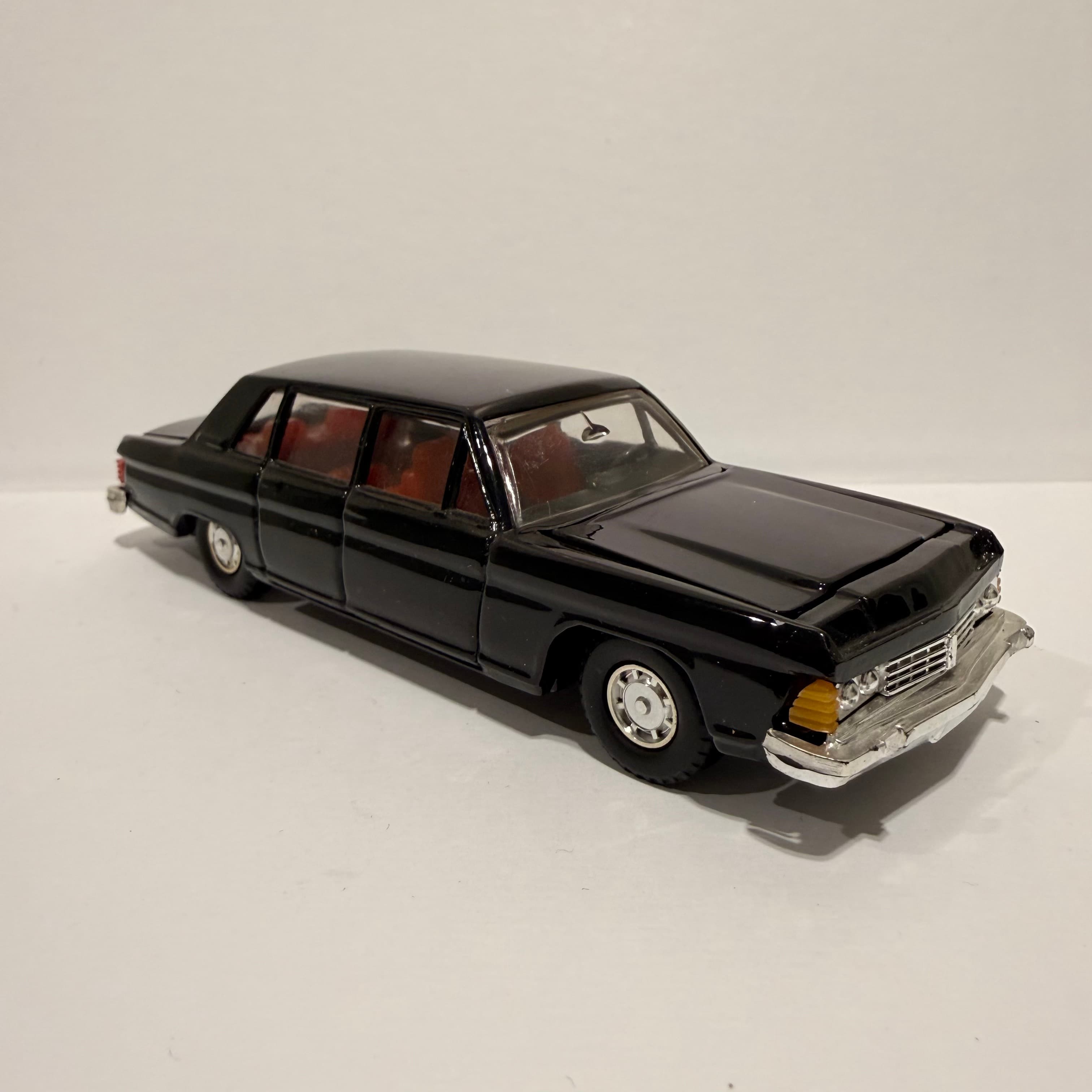 Газ 14 Чайка превью 3