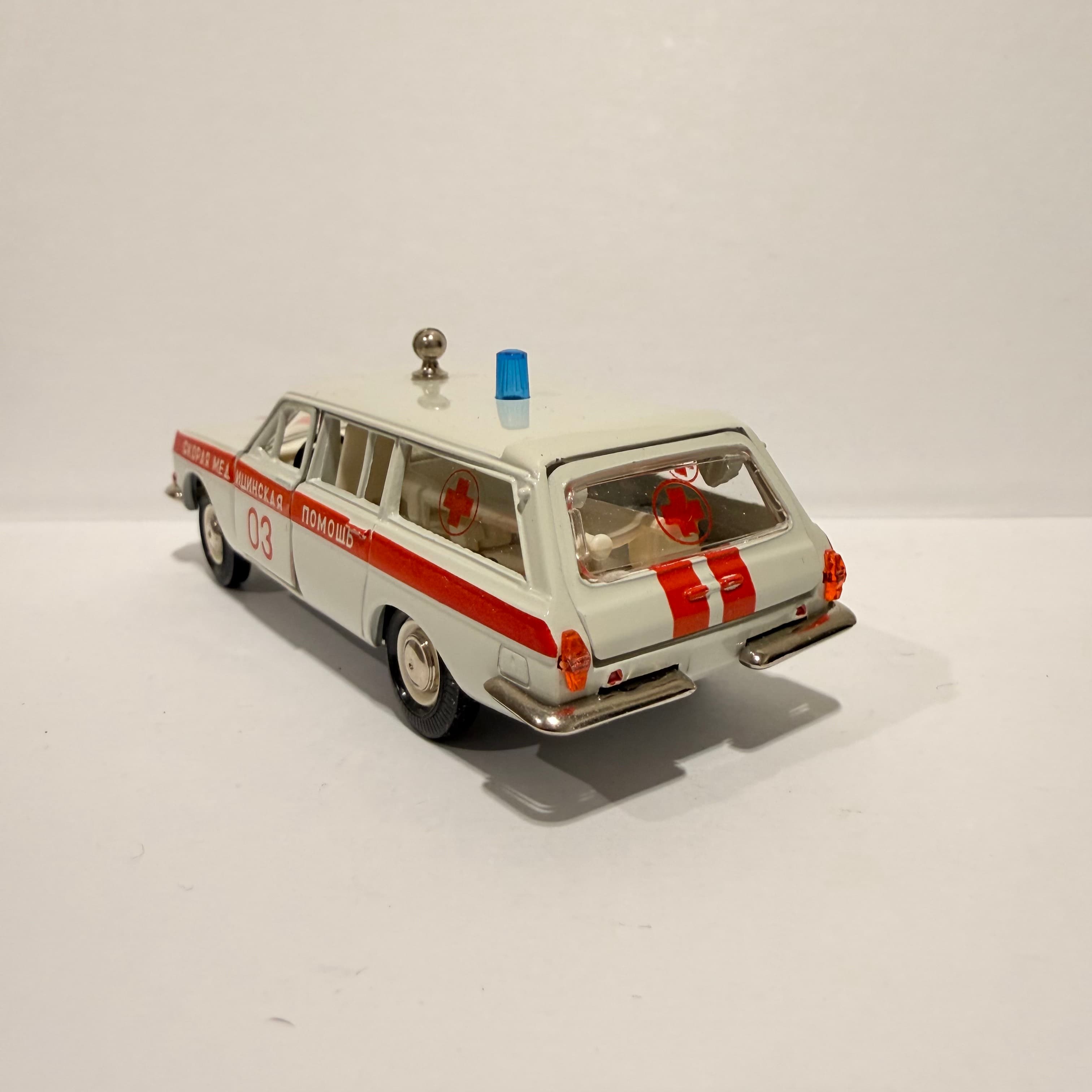 Газ 24 скорая помощь превью 5