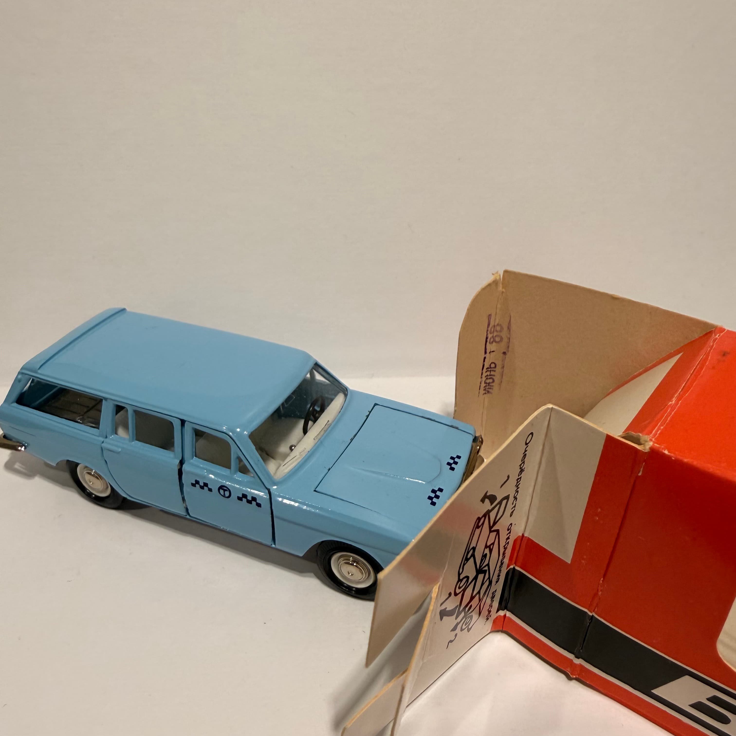 Газ 24 Такси главное изображение