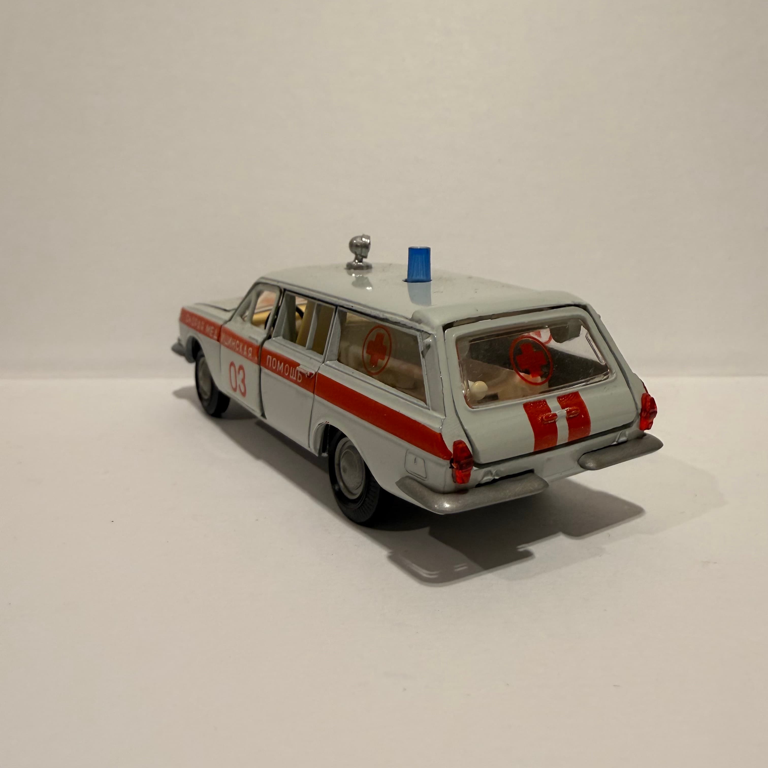 Газ 24 Скорая помощь превью 4