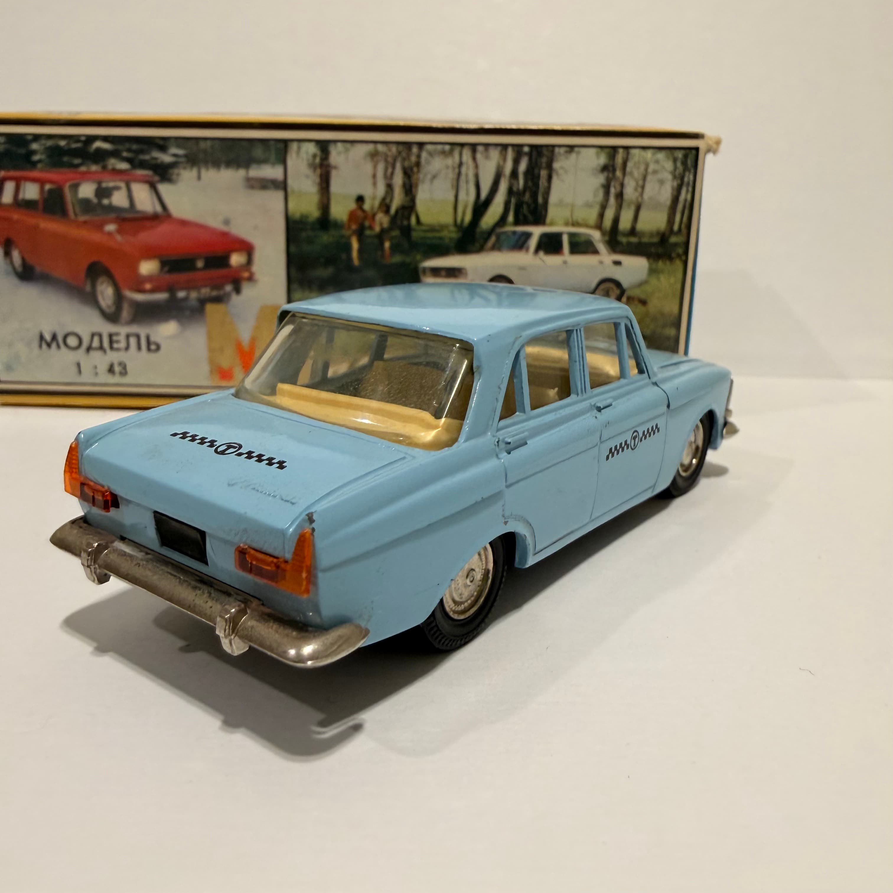 Москвич 408 превью 4