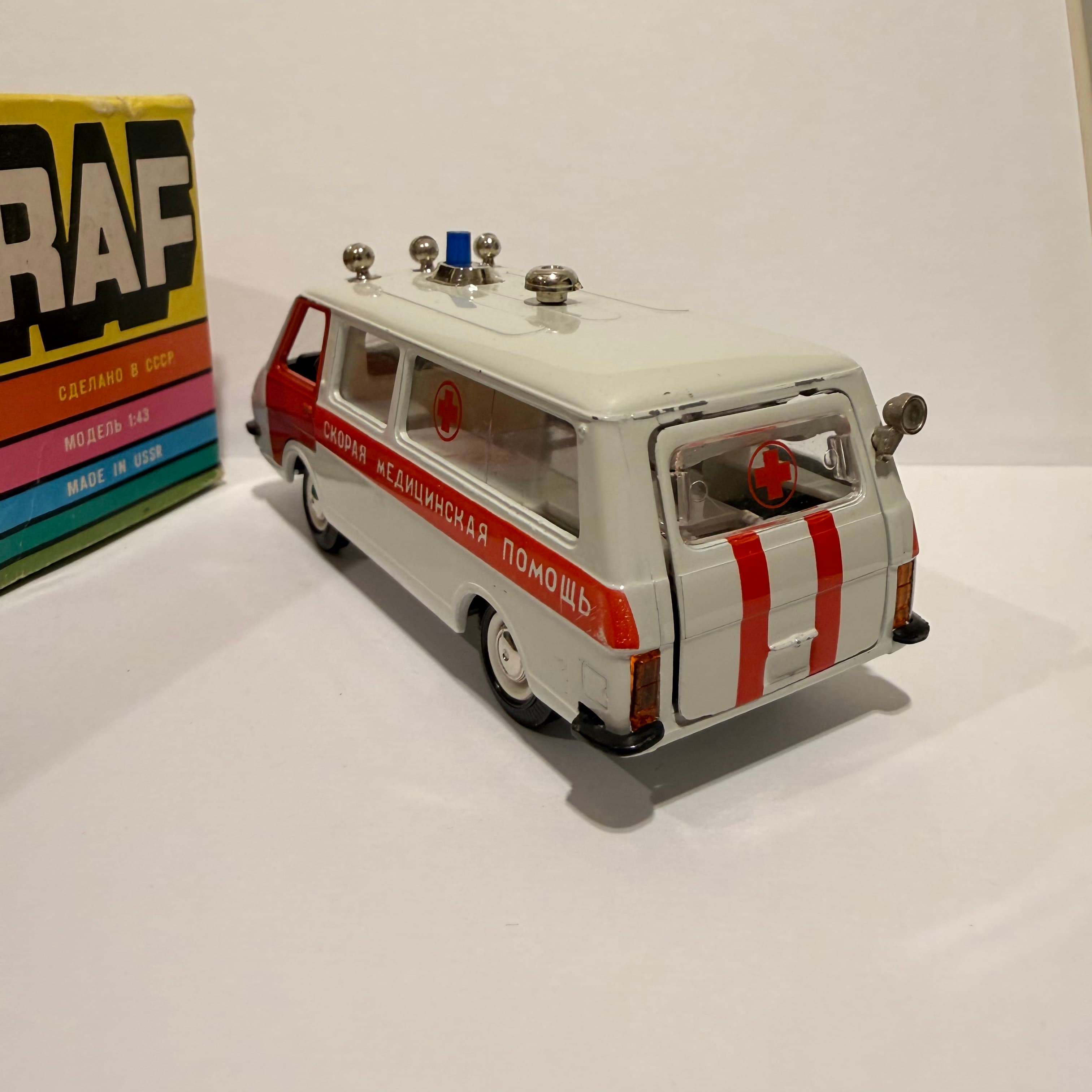 Raf 2203  Скорая помощь превью 4