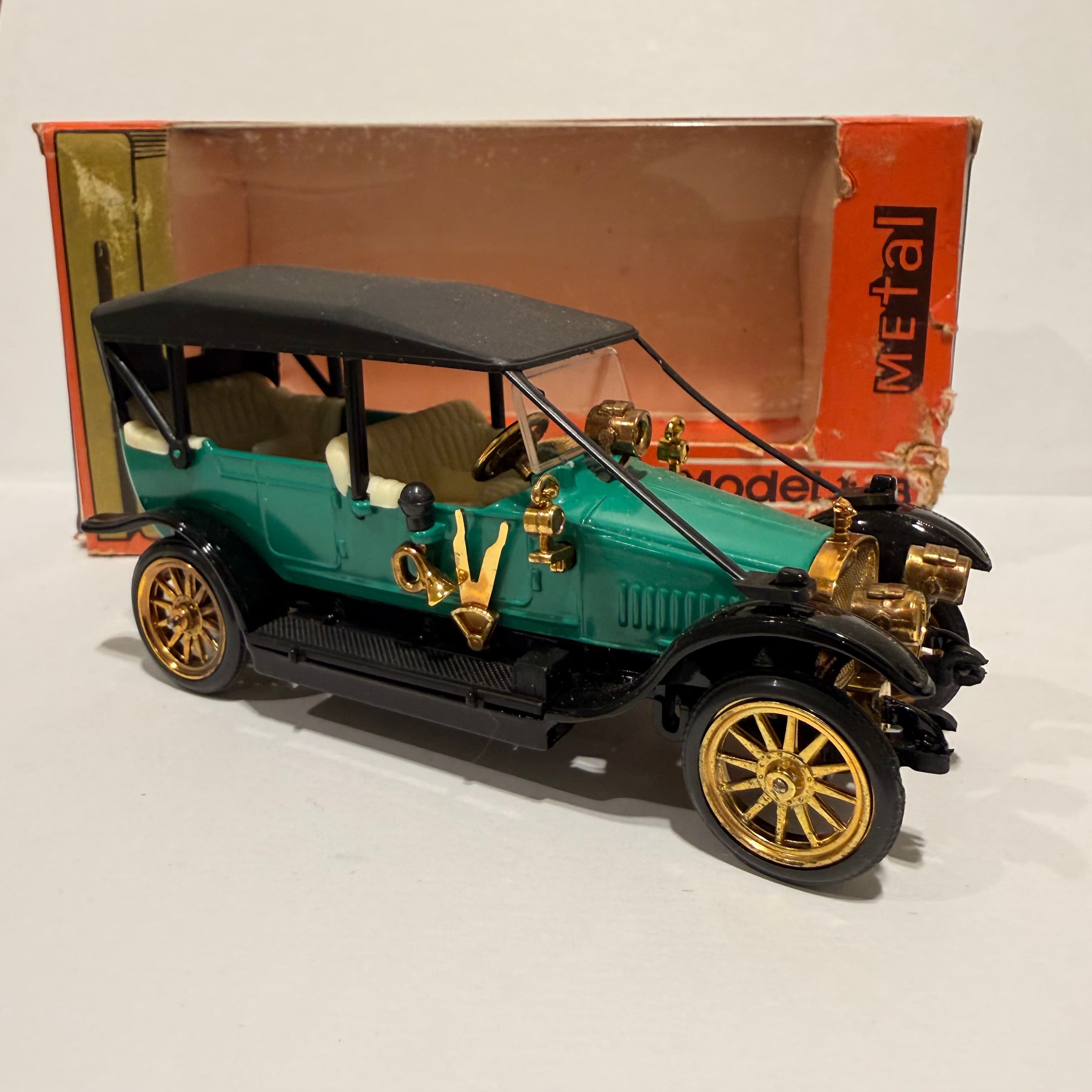 Руссо-балт C24/40 Торпедо главное изображение