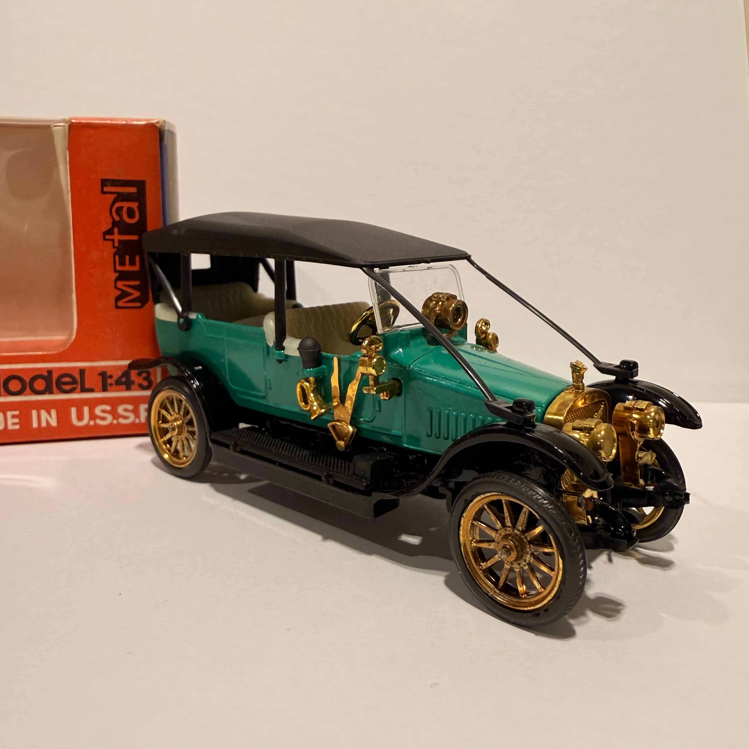 Руссо-балт C24/40 Торпедо preview 4