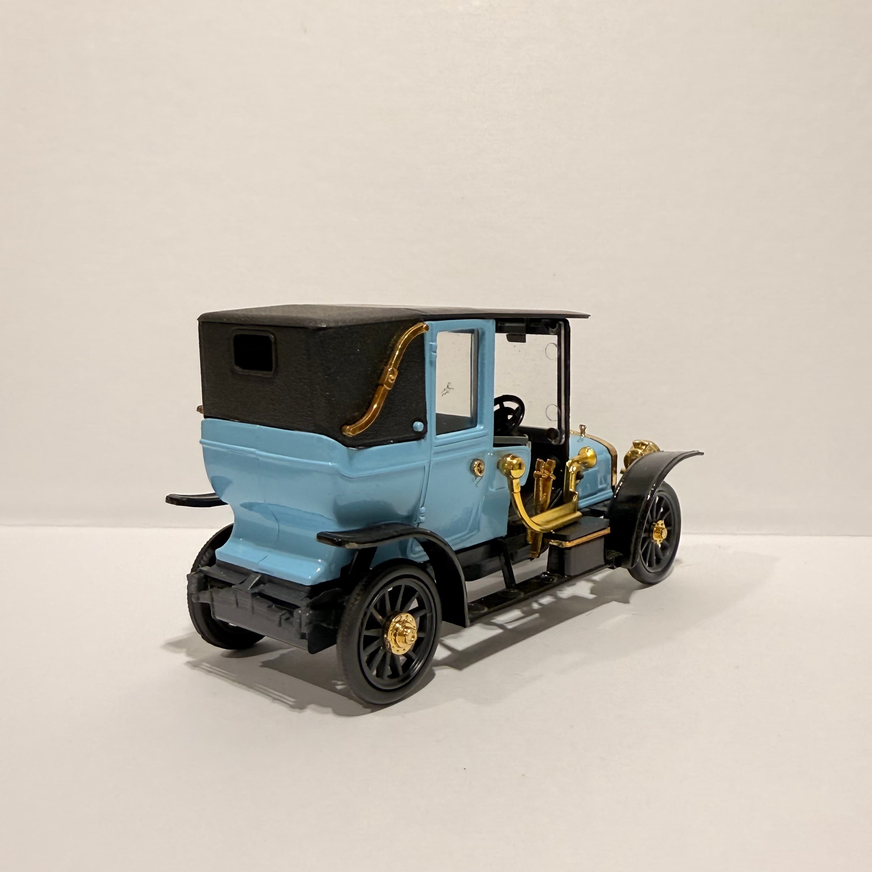 Руссо-балт C24/30 preview 4