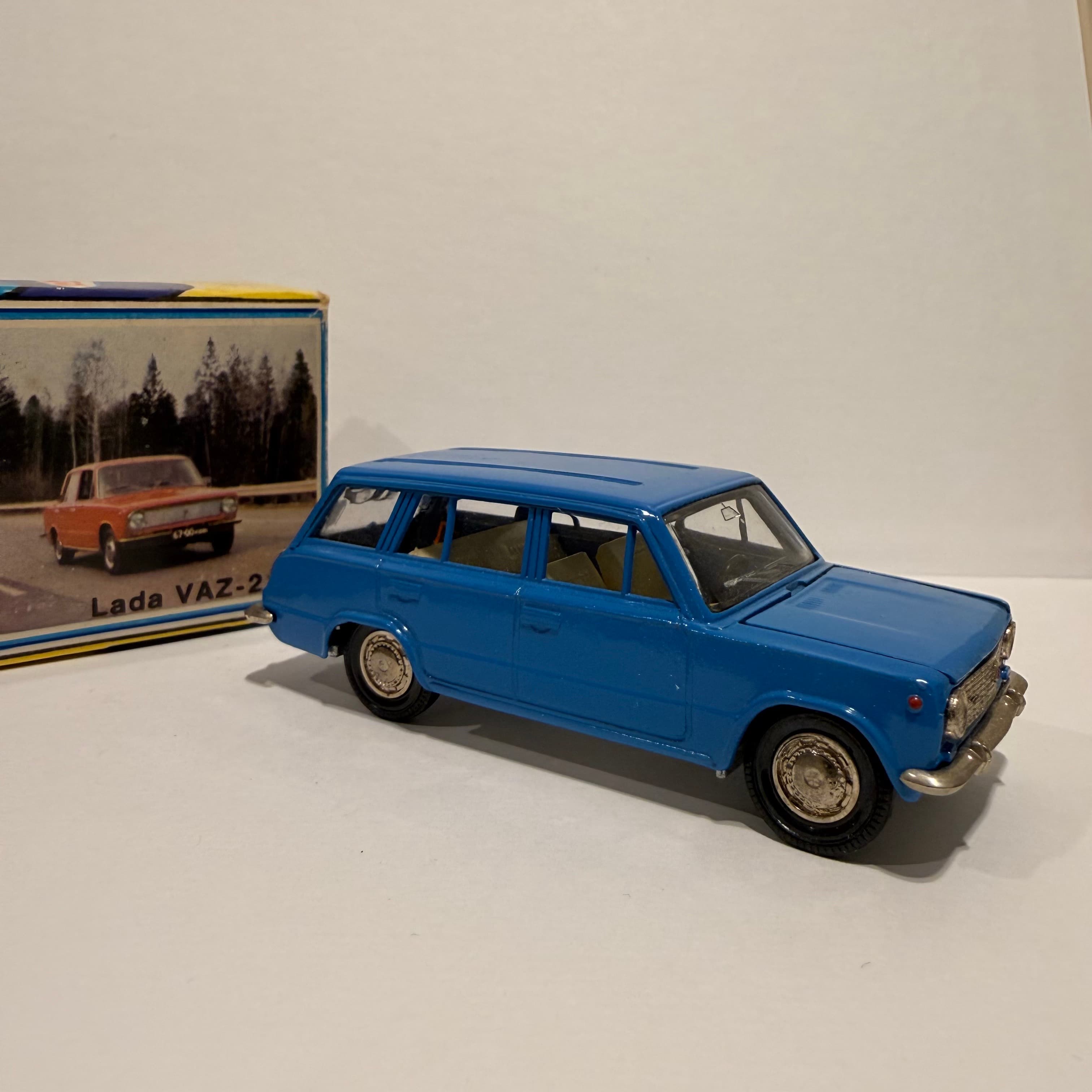 Ваз 2102 Жигули превью 2