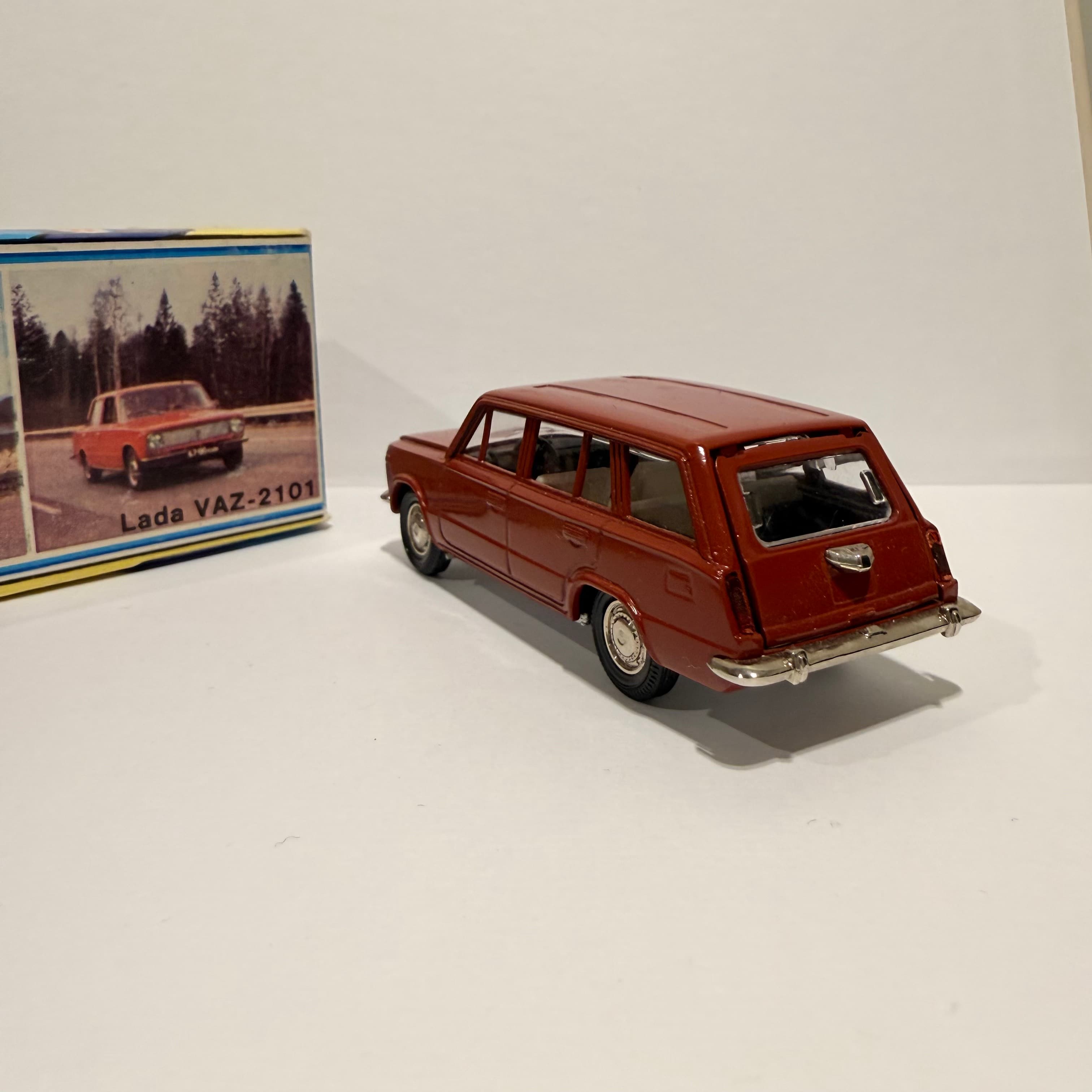 Ваз 2102 Жигули превью 5