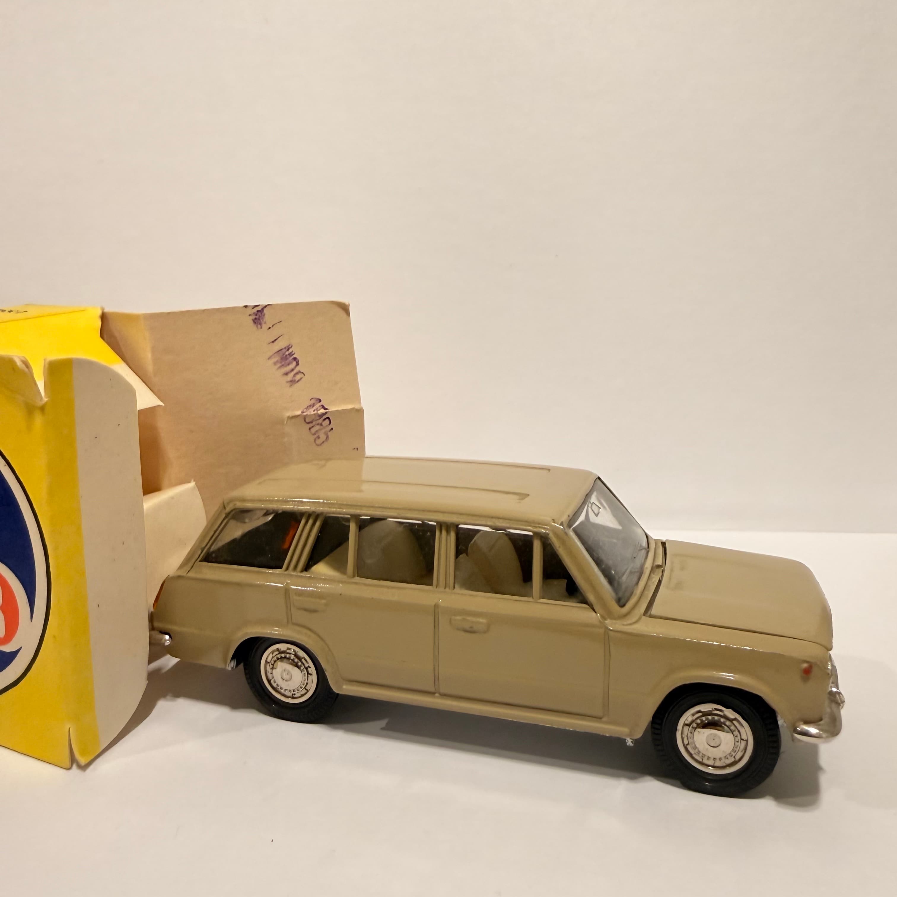 Ваз 2102 Жигули превью 2