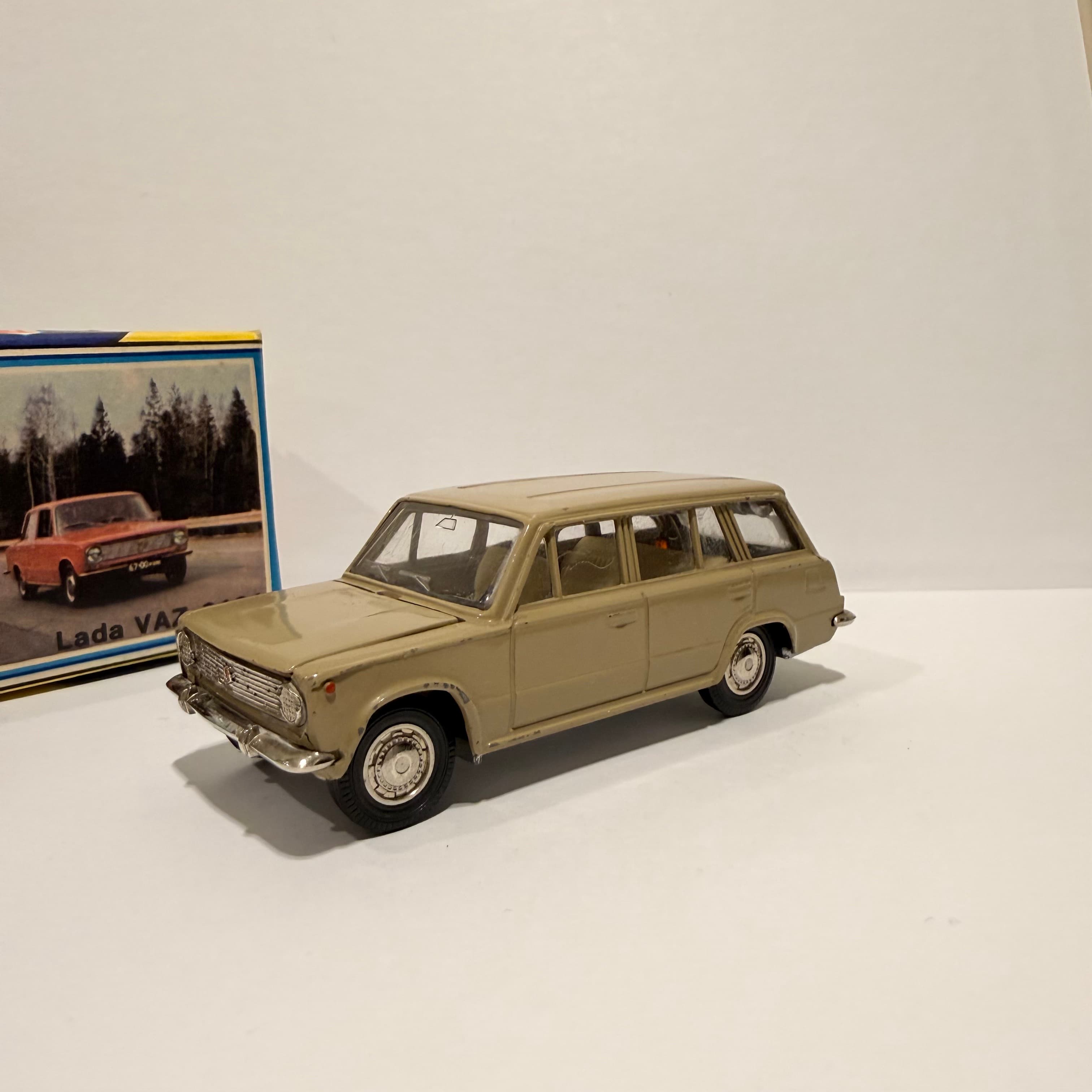 Ваз 2102 Жигули превью 4