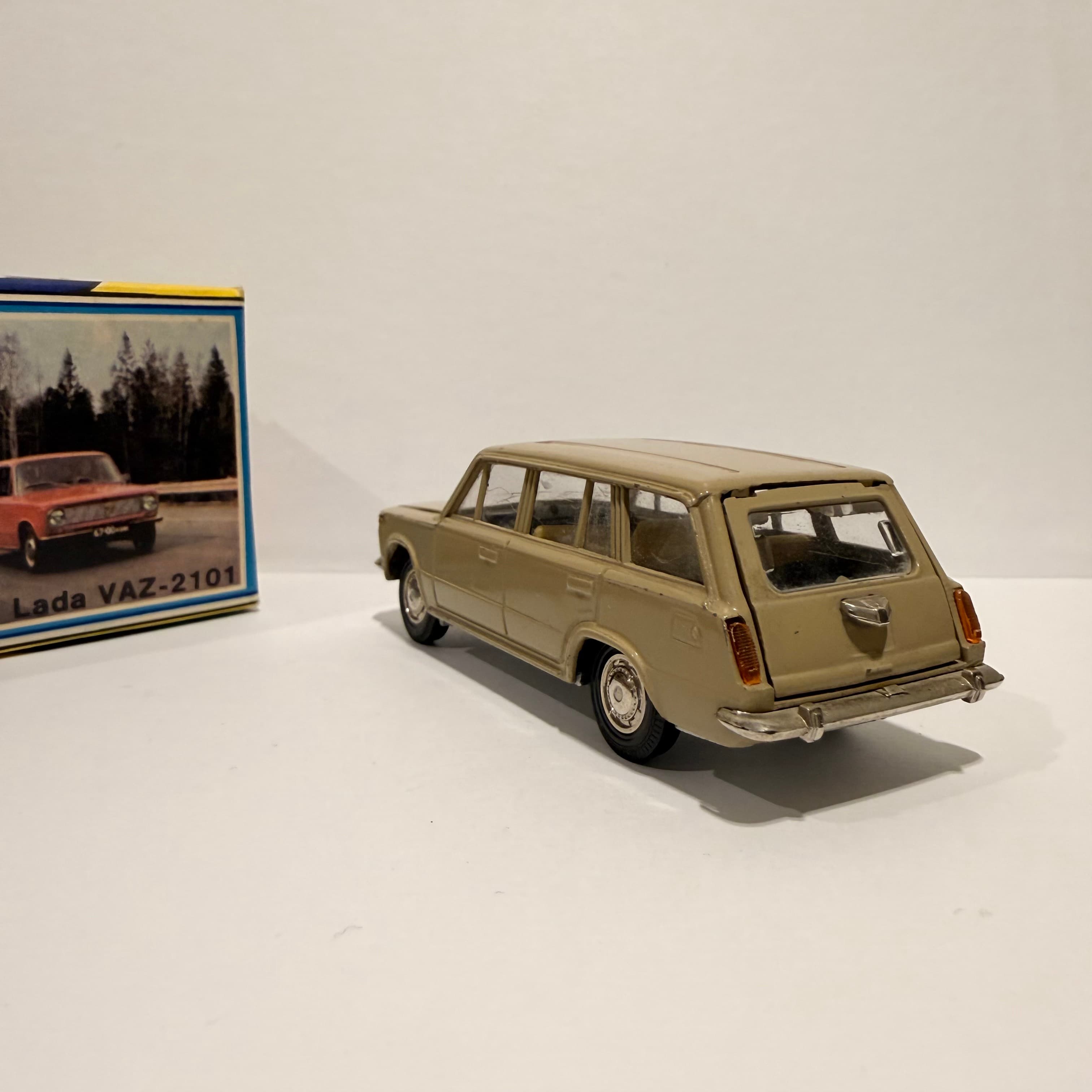 Ваз 2102 Жигули превью 5