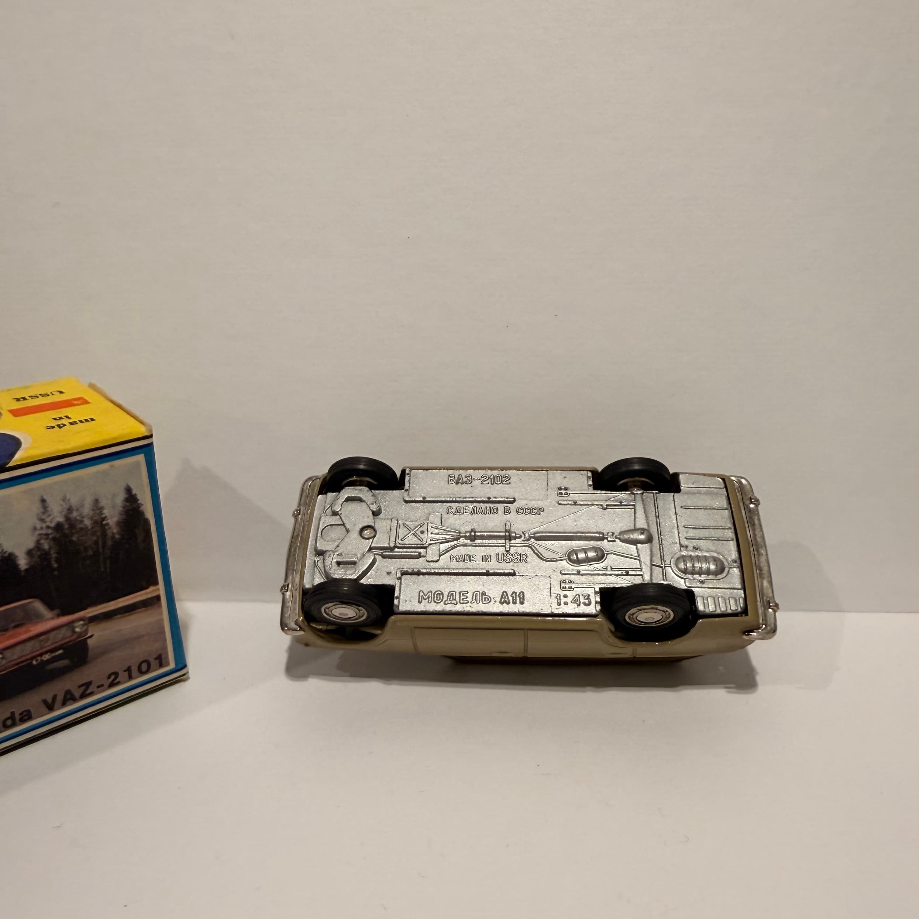 Ваз 2102 Жигули превью 7